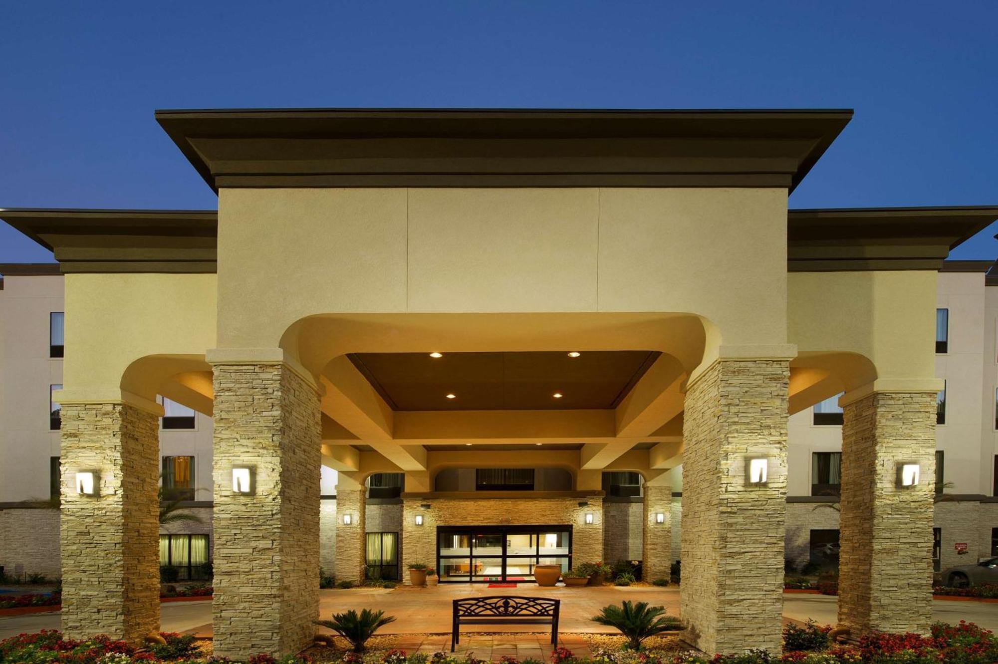 Hampton Inn Lake Charles Exterior photo